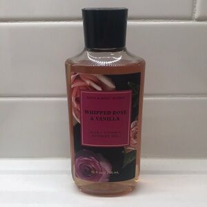 NWT!Whipped Rose🌹Vanilla BBW Body Wash